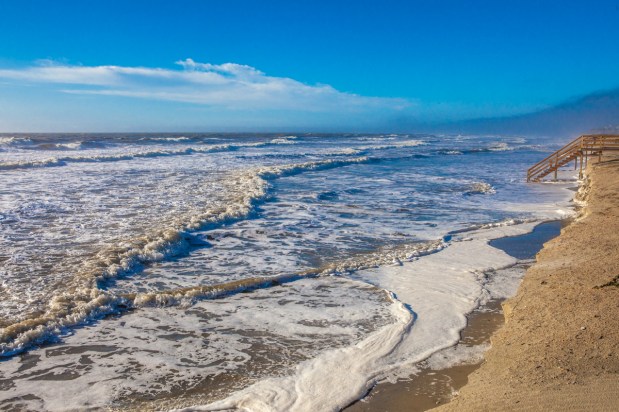 St. Petersburg to Bradenton, Fisherman’s Village in Punta Gorda, and to Fort Myers Beach with family time in Isle of Palms, SC (November 6 – December 13,&nbsp;2018)